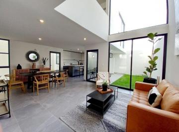 Casa de 3 habitaciones, El Marqués · Casa en Venta en Zarú, Roof Garden y Doble Altura