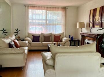 Casa de 3 habitaciones, Tlalnepantla de Baz · Casa en Venta en Jardines de Santa Mónica.