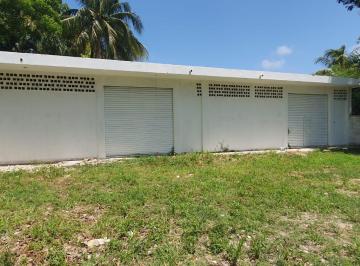 Bodega comercial · 200m² · Bodega en Renta en Chetumal, Amplio Patio de Maniobras