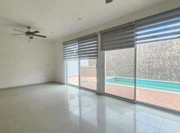 Casa · 3 Recámaras · Casa en Renta Ubicada en Hacienda Casa Blanca