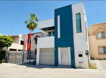 Casa de 3 habitaciones, Mexicali · Se Renta Casa Totalmente Amueblada en Privada Montecarlo I