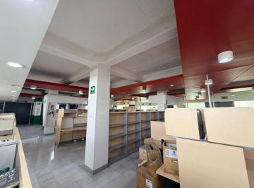 Oficina · 683m² · 5 Estacionamientos · Se Renta Oficina Equipada Lista Para Instalarte