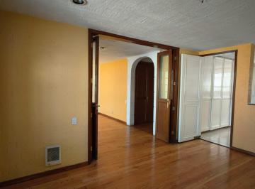 Casa · 225m² · 3 Recámaras · 2 Estacionamientos · Casa en Jesús del Monte