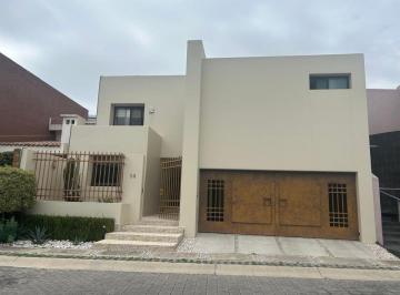 Casa de 3 habitaciones, San Andrés Cholula · Casa en Venta Ubicada en Freccionamiento Santa Fe, Atkicayotl