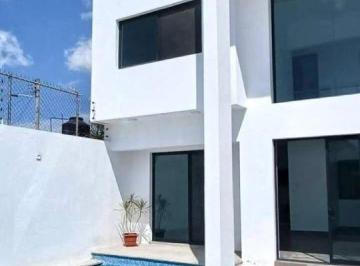 Casa de 3 habitaciones, Cuernavaca · Casa en Renta en Privada con Vigilancia Los Volcanes Cuernavaca Morelos