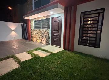 Casa de 4 habitaciones, Mérida · Casa Nueva en Mérida Centro | 4 Recámaras | Ideal Para Airbnb o Inversión