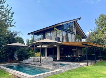 Casa en condominio · 360m² · 4 Recámaras · 2 Estacionamientos · Casa en Condominio en Venta - (4)