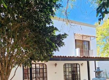 Casa en condominio · 510ha · 4 Recámaras · 4 Estacionamientos · Hermosa Casa San Miguelense Amplia con Jardín, Villa de Los Frailes