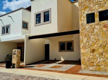 Casa en condominio · 265m² · 3 Recámaras · 2 Estacionamientos · Casa en Condominio en La Condesa