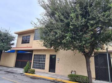 Casa de 4 habitaciones, San Nicolás de los Garza · Casa Venta, Roble Norte, 4 Recámaras y Alberca
