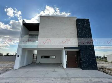Casa · 267m² · 3 Recámaras · 2 Estacionamientos · Casa en Venta en Ramos Arizpe
