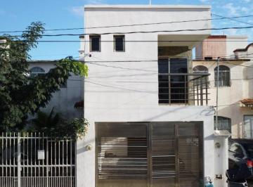 Casa de 3 habitaciones, Benito Juárez · ¡Casa en Venta en Paseos del Caribe, Cancún!una Excelente Opción Para Vivir o Invertir