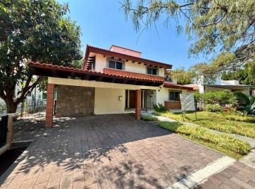 Casa de 3 habitaciones, Atlixco · Residencia en Venta a Campo de Golf en El Fraccionamiento El Cristo, Atlixco