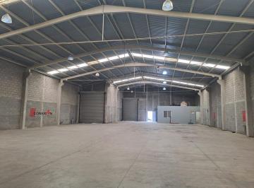 b58b645cafb81c3ef0df1d6bea83ca6358e5765376928fc634471a5bdfbb62bb · Bodega Industrial Lista Para Operar con Andén y Rampa Dentro de Parque Logístico