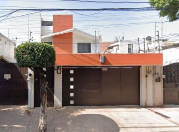 Casa de 4 habitaciones, Miguel Hidalgo · Casa en Remate - Miguel Hidalgo - Popotla