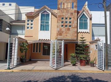 60aeac59f039500d6835abe0a922f7a6455025dabebc370f18a421549de6b8c5 · Casa en Venta, Arboledas de San Javier, Pachuca, Hidalgo