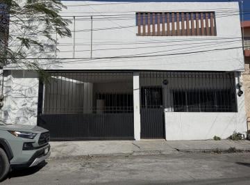 1908e420bb39a2d5ec9382e59ccd27e66e4d209adfb08c652a498cd38aadbd2f · Casa en Venta, Centro de Monterrey