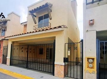 Casa · 135m² · 3 Recámaras · Casa en Renta en Fracc. Real Navarra Al Sur de Pachuca