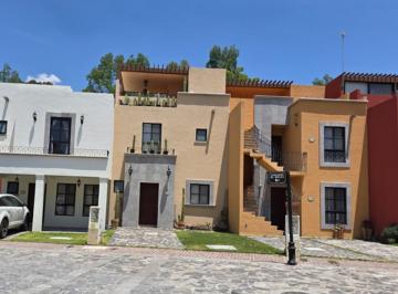 1 · Linda Casa en Venta, Amueblada o Sin Amueblar con Rooftop en Zirándaro, Residencial & Golf
