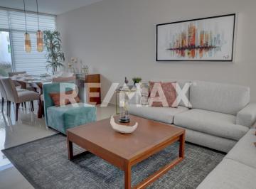 Inmueble productivo urbano · 90m² · 3 Recámaras · 2 Estacionamientos · Casas en Venta en Natura Residencial - (4)