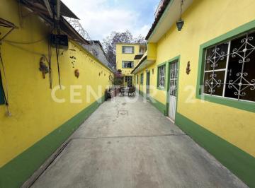 Casa · 255m² · 6 Recámaras · 4 Estacionamientos · Casa en San Álvaro, Azcapotzalco, Cdmx