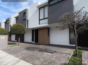 Casa · 154m² · 3 Recámaras · 2 Estacionamientos · Casa en Residencial El Refugio