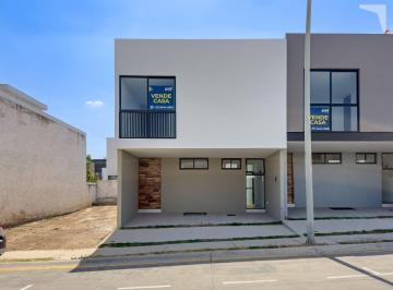 Casa de 3 habitaciones, Zapopan · Venta Casa en Coto Sienna de Capital Norte