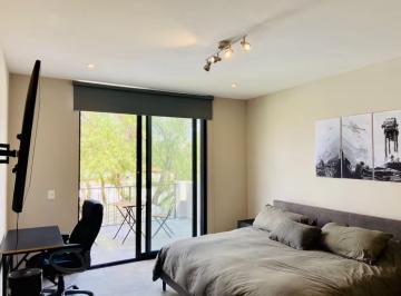 Casa · 350m² · 4 Recámaras · 2 Estacionamientos · Casa - Zirándaro