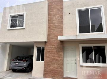 Casa · 132m² · 3 Recámaras · 1 Estacionamiento · Casas en Nuevas en Venta de 3 Recamaras a 2 Cuadras de La Av Hidalgo, Enfrente Hospital Militar, Ca