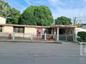 Casa · 800m² · Dos Casas con Amplio Terreno Para Remodelar o Demoler en Col. Unidad Nacional, Cd. Madero