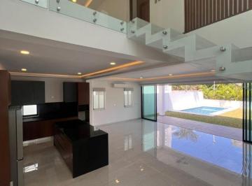 Casa en condominio de 4 habitaciones, Benito Juárez · Casa con 4 Recámaras en Venta y Renta en Lagos del Sol