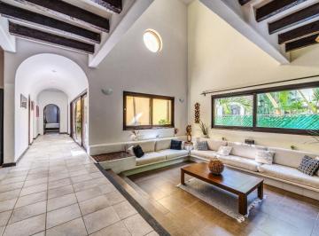 Casa de 4 habitaciones, Solidaridad · Hermosa Casa en Renta Y/o Venta Exclusivo Fracionamiento Playacar