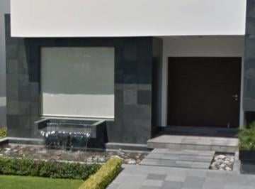 Casa de 5 habitaciones, Querétaro · Venta de Casa en Queretaro Juriquilla Col Cumbres del Lago