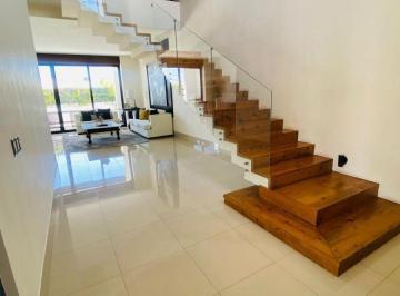 Casa de 3 habitaciones, Hermosillo · Casa en Venta en Ventura Residencial Equipadisima de Lujo