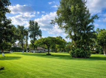 Casa de 5 habitaciones, Cuernavaca · Casa Cuernavaca 8,000 m² Jardin/alberca/tenis