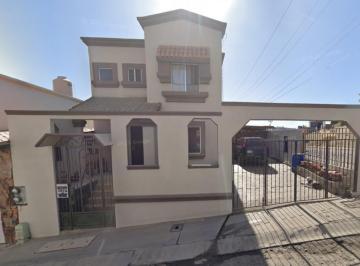 Casa de 3 habitaciones, Ensenada · Venta de Casa en Villa Resindecial del Prado