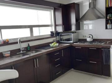 Casa · 513m² · 3 Recámaras · 2 Estacionamientos · Casa en Venta en Fuentes del Valle Spgg