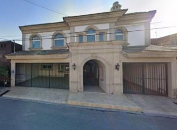 Casa de 5 habitaciones, San Nicolás de los Garza · Venta de Casa en Col El Roble San Nicolas de Los Garza N. L.