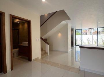 Casa de 3 habitaciones, Zapopan · Casa Venta Condominio Novaterra 3 Recamaras, Estudio, 4 Baños 3 Estacionamientos Junto a Jardín Real