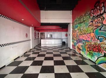 Local comercial , Cuauhtémoc · A Pie de Calle, Gran Afluencia Peatonal