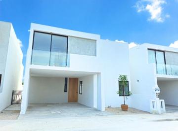 Casa de 3 habitaciones, Mérida · Casa en Privada Residencial Camelia