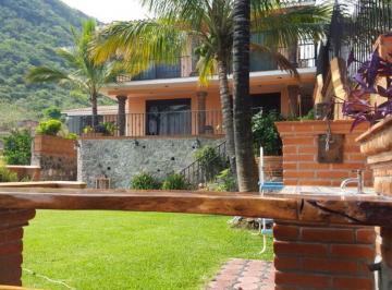 Casa de 3 habitaciones, Jiutepec · Casa en Renta en Club de Golf San Gaspar, a 15 Minutos de Cuernavaca