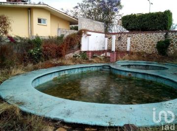 Casa · 345m² · 5 Recámaras · 3 Estacionamientos · Casa en Venta en Ixtapan de La Sal Ideal Para Inversionistas