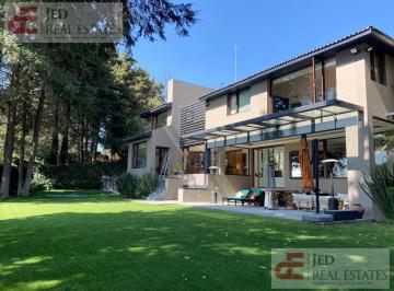 Casa · 750m² · 3 Recámaras · 6 Estacionamientos · Casa - Ex - Hacienda Jajalpa