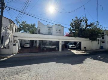 Casa de 4 habitaciones, Monterrey · Venta de Casa - Oficina, Col Mirador en El Centro de Monterrey