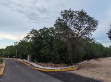 Terreno / Lote · 467m² - GOLDEN LAWS · Lote en Esquina en Venta en Eco Sacbé (Kuha) | Escriturado | 467.061 m²
