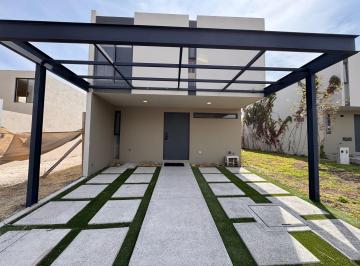 Casa de 3 habitaciones, Querétaro · Altos de Juriquilla. Venta - Casa con 3 Recámaras y Amenidades