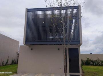 Casa de 3 habitaciones, Querétaro · Altos de Juriquilla. Venta - Casa con 3 Recámaras, Roof Garden, Amenidades