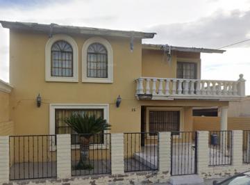 Casa de 4 habitaciones, Hermosillo · R E S I D E N C I a P a T R I m o N I a L E N Z o N a D Ec R E C I m I E N T o C o N E X C E L E N