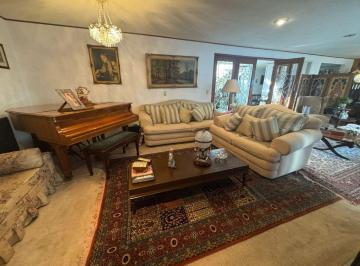 Casa de 4 habitaciones, Naucalpan de Juárez · Casa en Venta en Colón Echegaray, Naucalpan